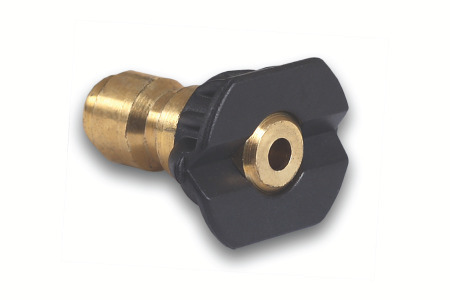 Long range detergent nozzle