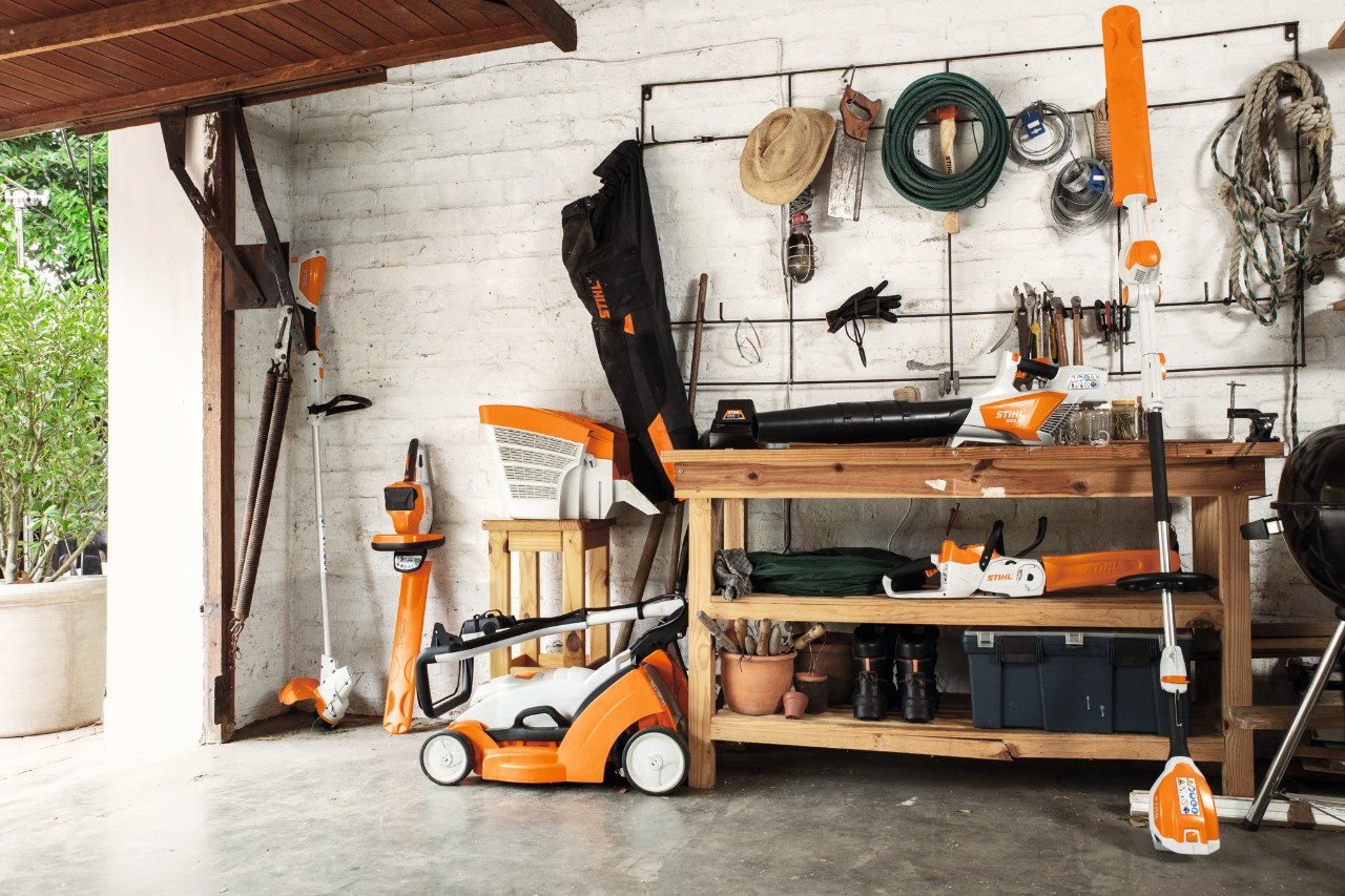 AK battery range garage